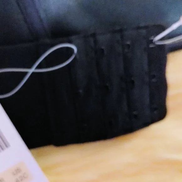 MELENECA (42C) Wireless Lightly Padded Push Up - Picture 6 of 10